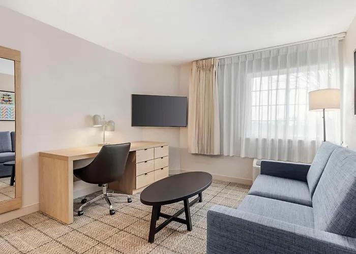 Sonesta Simply Suites Baltimore BWI Airport