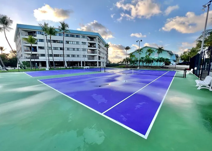 Villa Valbuena Gem Key Largo 2 Kings Marina Pickleball Tennis 3 Pools Remodeled 2025
