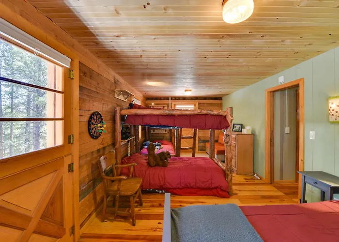 Idyllic Twin Lakes Escape W/ Views Of The Lakes