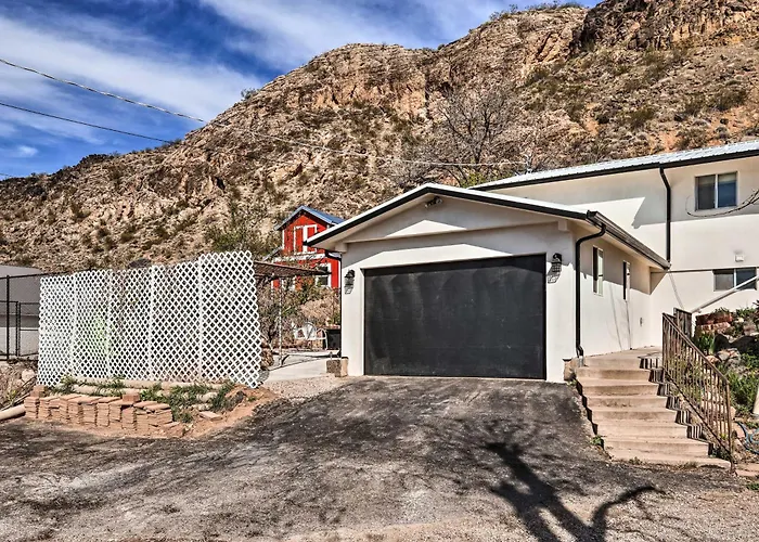 On-Site Trails! Hot Tub Hideaway In Zion Area