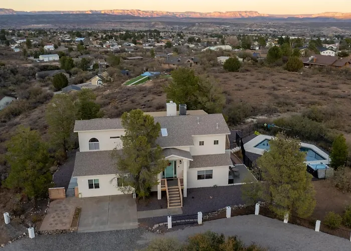 Heated Pool And Jacuzzi, Scenic Mountain View, Lux And Cozy,