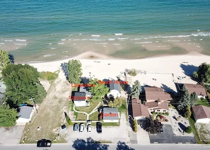 Beach Club Of Oscoda Garden Cottage On The Lake