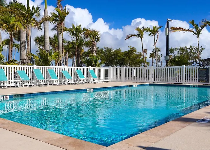 Sugarloaf Key Rv Resort & Cottages