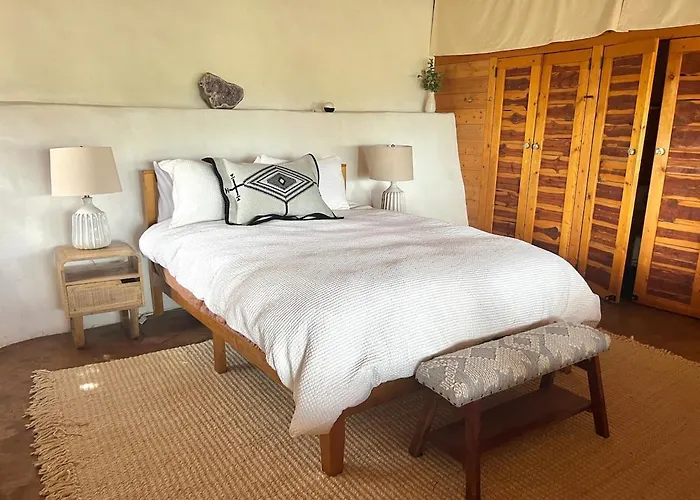 Peaceful Mt Top Earthship Retreat With Sauna & Views