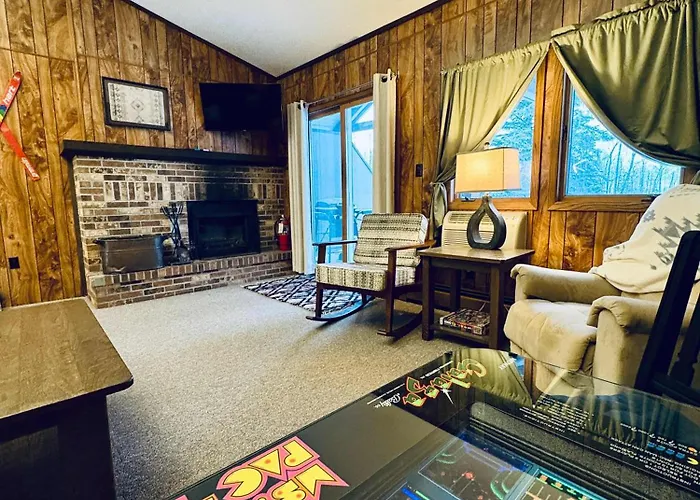 Trail Side Access Retreat I Alpen Villas At Powderhorn Mountain