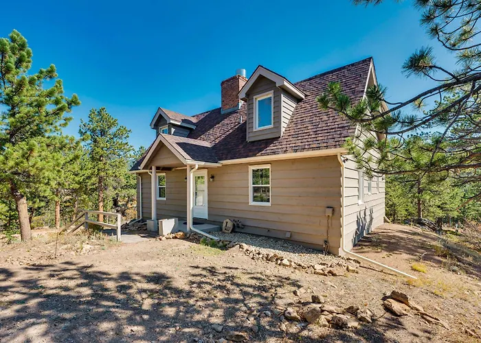 Quiet + Peaceful Home In Allenspark W/ Deck!