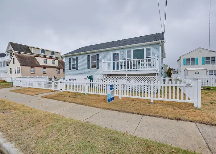 Beach House W/ Private Pool In North Wildwood