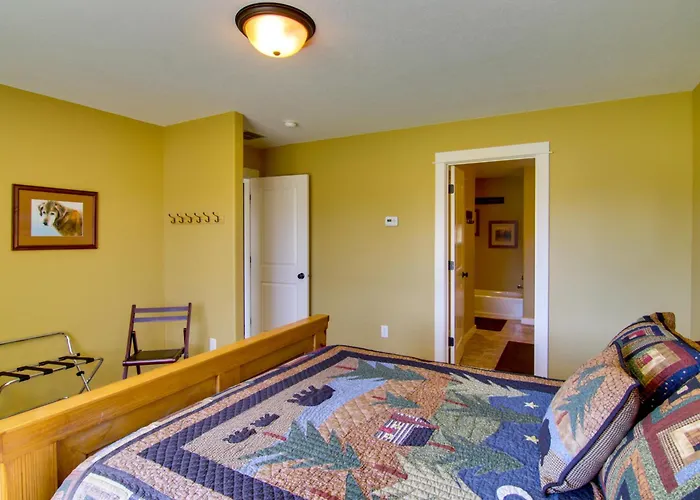 Bozeman Condo W/ Grill ~ 2 Mi To Hot Springs!