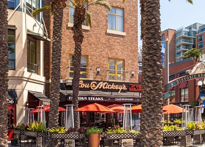Hilton San Diego Gaslamp Quarter