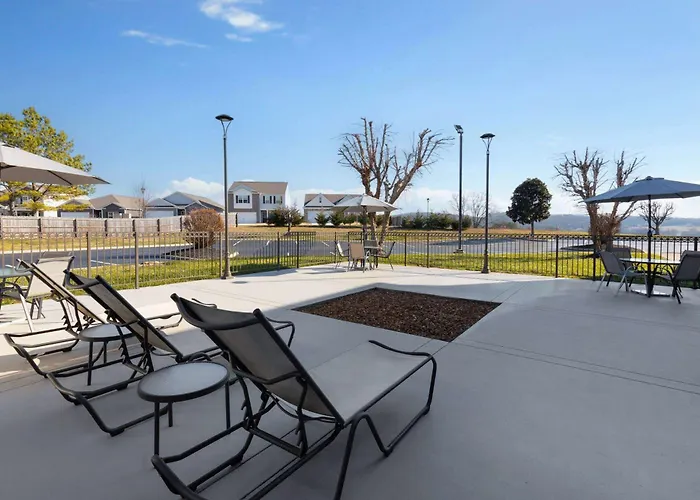La Quinta By Wyndham Loudon