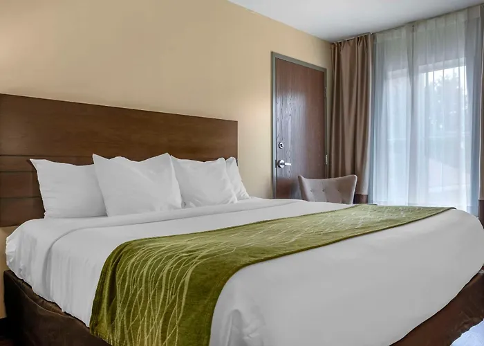 Comfort Inn Connellsville Riverview
