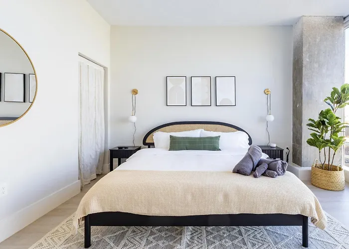 Chique Loft 10 Min From Nyc With Gym, Pool & Sauna