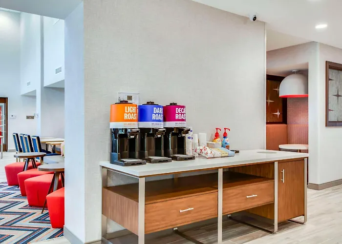 Hampton Inn & Suites By Hilton Louisville East Oxmoor