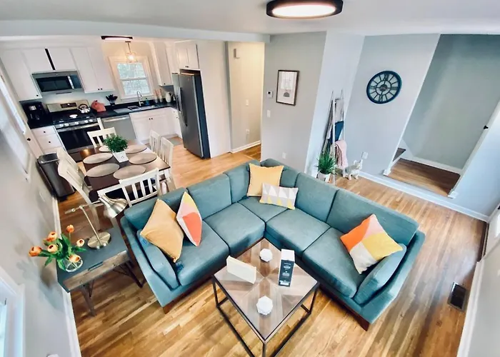 23 Comfort And Luxury 3 Bedroom 2 Ba House