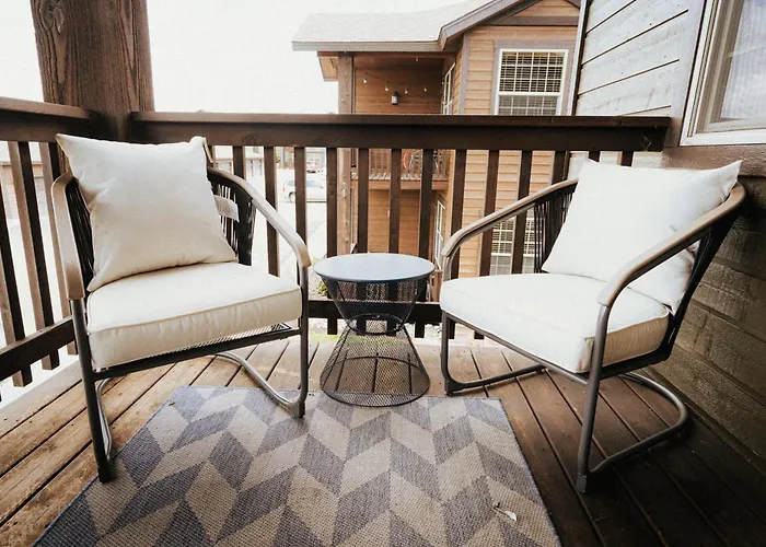 Large & Updated Driggs Condo Close To Town! 40 Miles To Grand Teton!