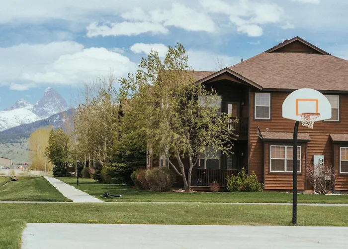 Large & Updated Driggs Condo Close To Town! 40 Miles To Grand Teton!