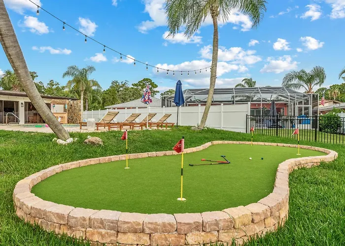 Waterfront Escape 5 Min To Beach And Heated Pool