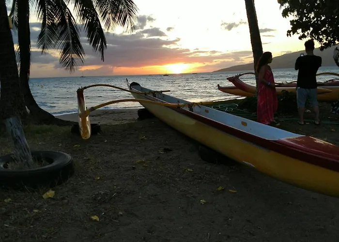 Nani Kai Hale # 204 Beachfront, Hotel District!