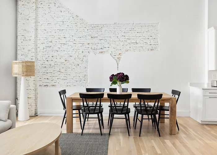 Old Port Brick Loft, Walk To Dining & Waterfront