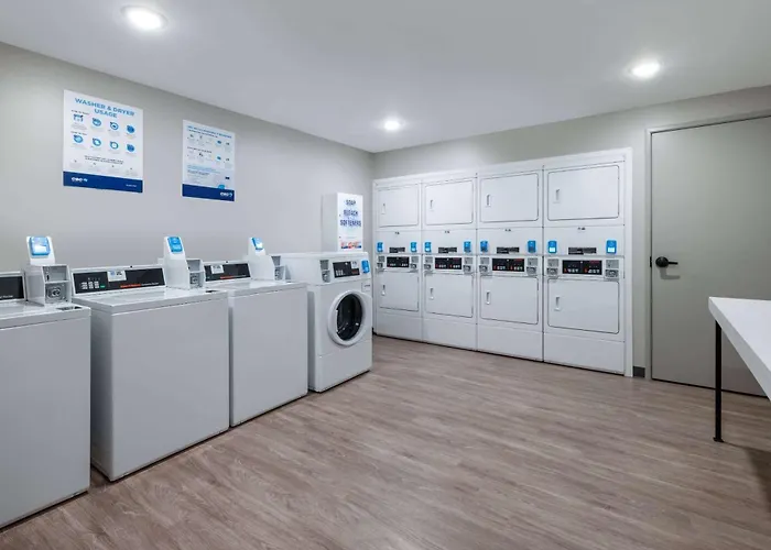 Echo Suites Extended Stay By Wyndham Richmond West