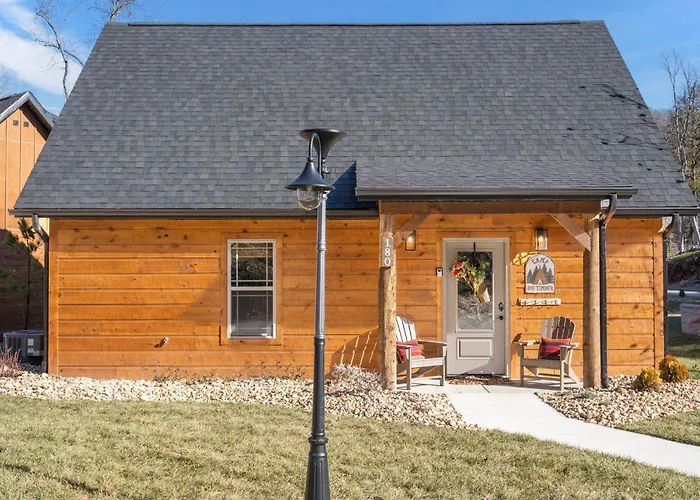 New Cabin At Tall Timbers! Free Tickets! Indoor And Outdoor Pools!