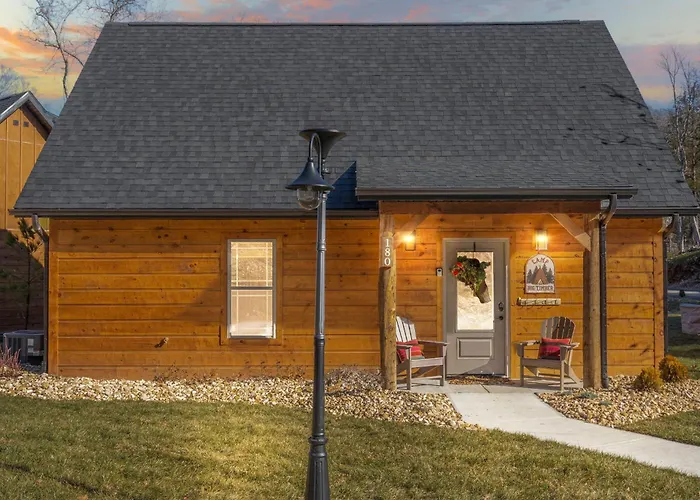 New Cabin At Tall Timbers! Free Tickets! Indoor And Outdoor Pools!
