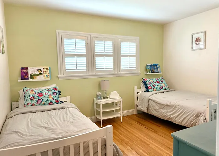 Historic, Family-Friendly Home In Downtown