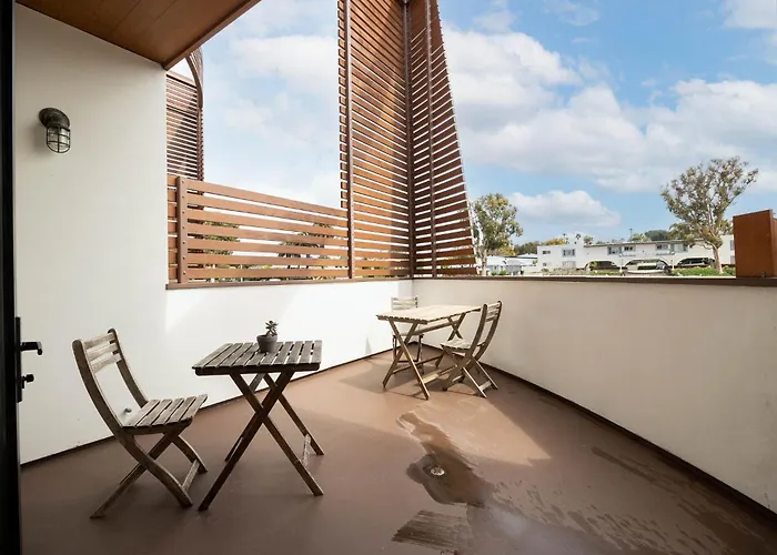 Brand New Condo 1 Block From Beach - Pet Friendly