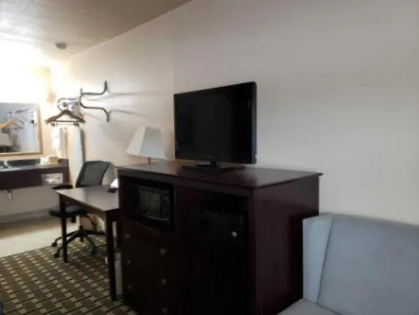 Executive Inn Motel & Rv Park