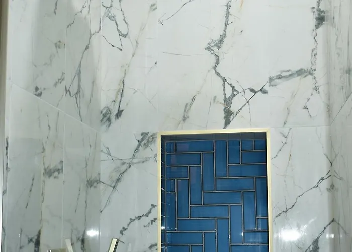 Chateau Connellsville Starry Night Suite