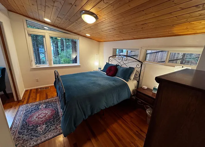Ravens Nest Tranquil Forest Suite 5 Min To Downtown Arcata With Stunning Redwood Views