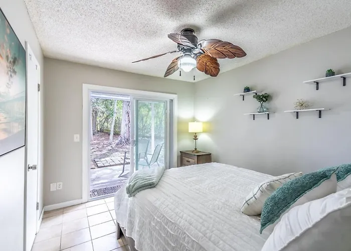 Spacious 3 Bedroom Near Nas Jax L Bbq Wifi Directv
