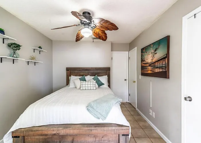 Spacious 3 Bedroom Near Nas Jax L Bbq Wifi Directv