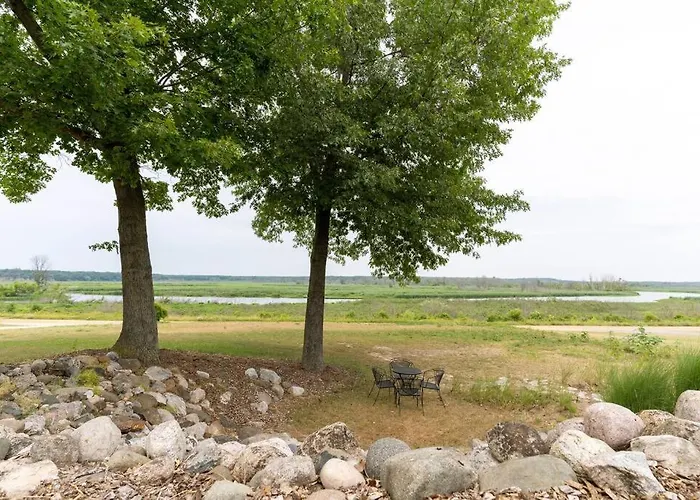 Secluded & Quiet On The Beautiful Kalamazoo River - Saugatuck-Douglas-Fennville
