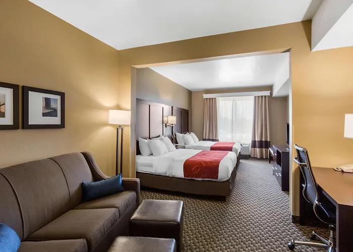 Comfort Suites Seaford