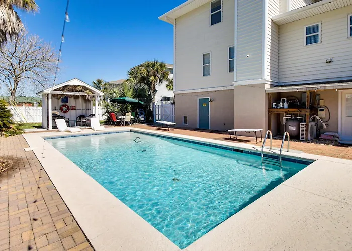 Tybee Island Gem: Spacious Home W/ Private Pool