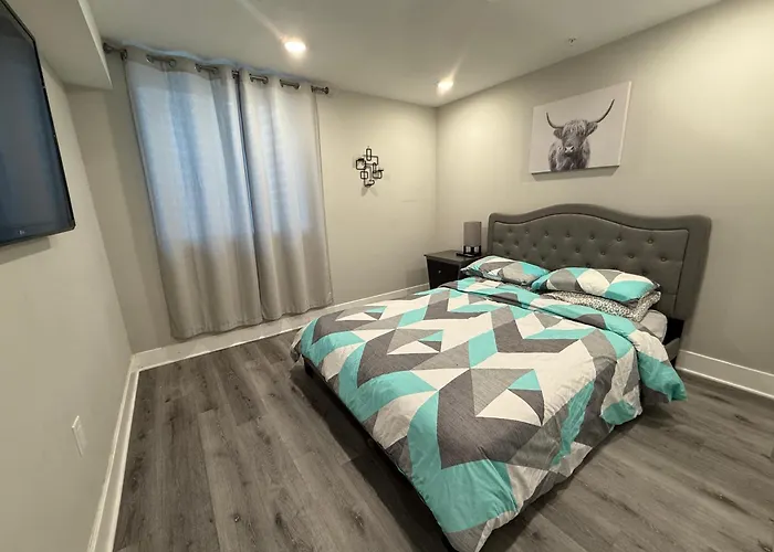 Charming 3Br 2Ba With Private Patio