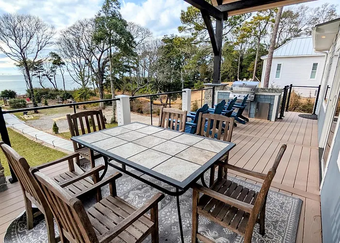 Coronacove - New Luxury Retreat With Private Beach, Views And Sunsets!