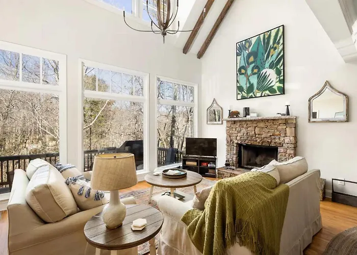 Peaceful Mountain Family Retreat