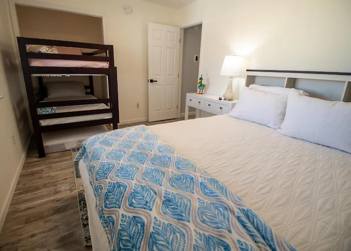 Double Take! Renovated Vacation Home