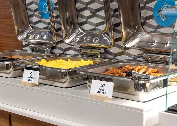 Holiday Inn Express St. Albans By Ihg