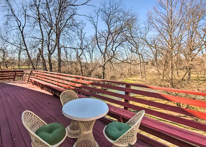 Creek Access & Deck: 'Runningwater' Lancaster Gem