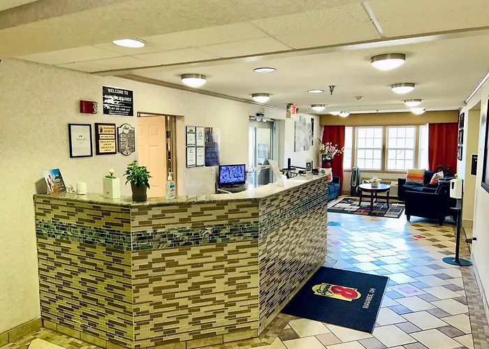Super 8 By Wyndham Maumee Perrysburg Toledo Area
