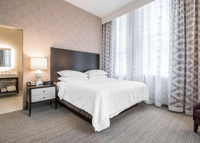 Embassy Suites Louisville Downtown