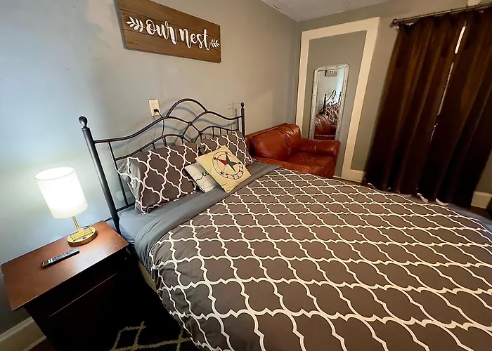 Private Studio- Queen Bed- 10 Min To Dt Indy