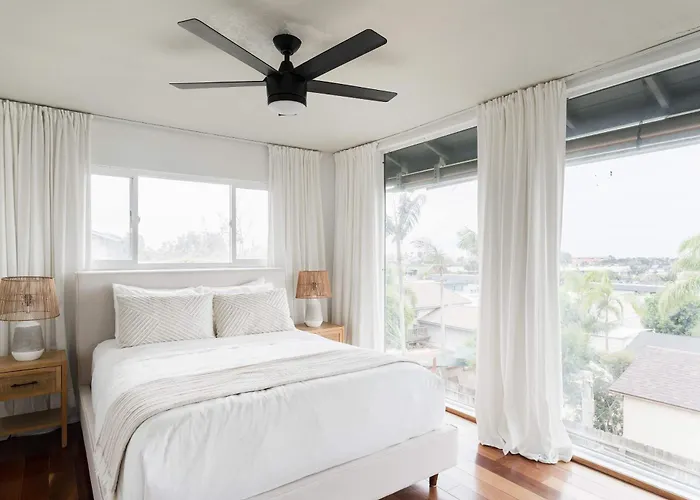 Solana Beach Home 4 Blocks From The Ocean