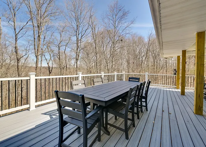 Lakefront Home W/ Deck, Near Mammoth Cave Park!