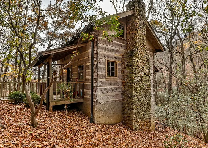 Bluebird Day - Big Canoe, Ga - Enjoy Peaceful Creek Views, Gather Around The Fire Pit, Cozy Up By The Fireplace, And Relax On Th