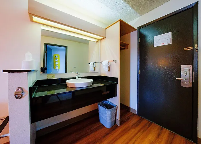 Hermiston Inn & Suites