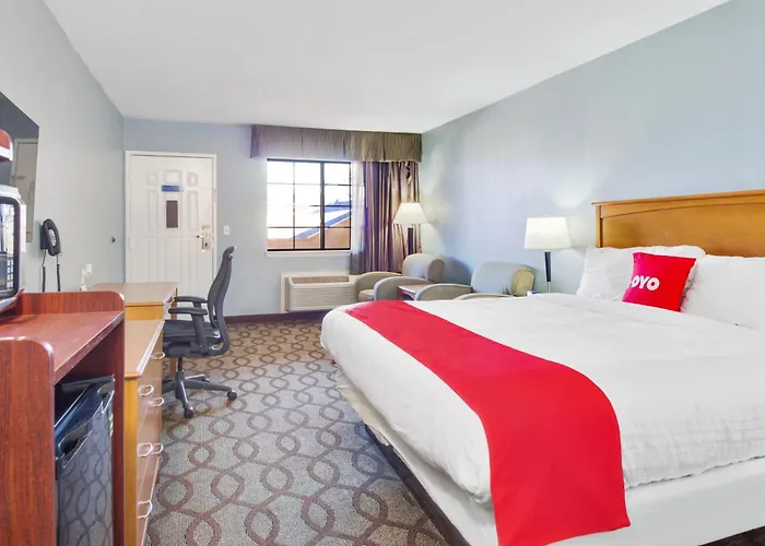 Oyo Hotel Ingleside Tx